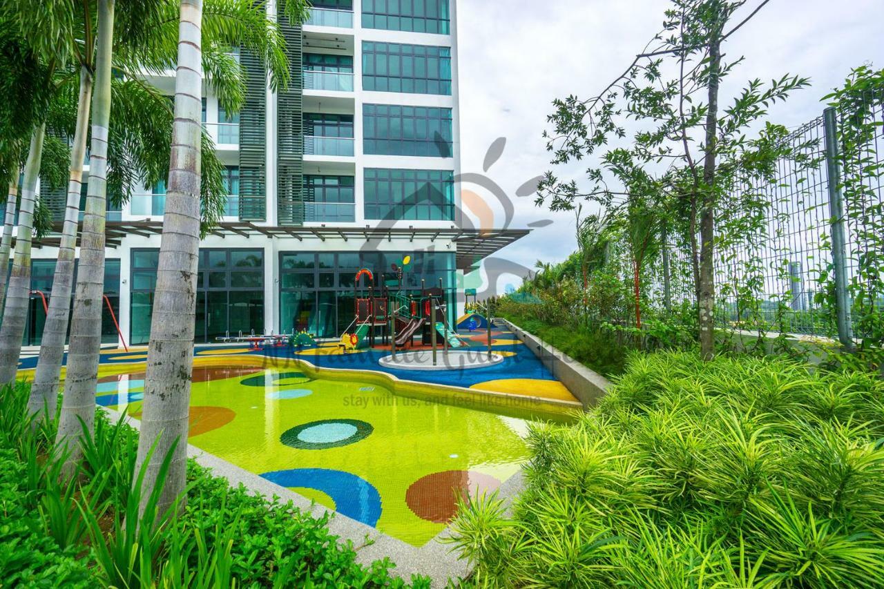 Nn Famille Guest House باسير غونداغ المظهر الخارجي الصورة